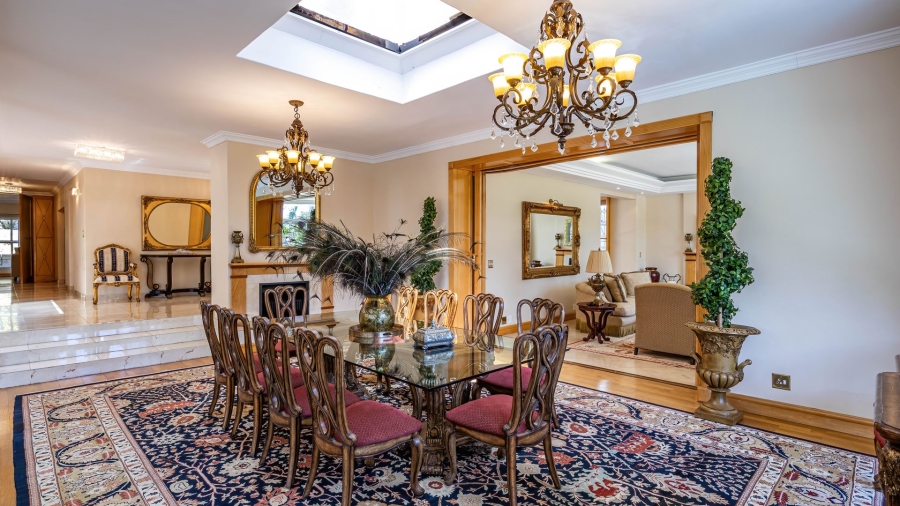 7 Bedroom Property for Sale in Constantia Western Cape